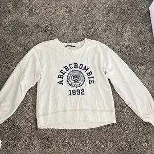 crew neck